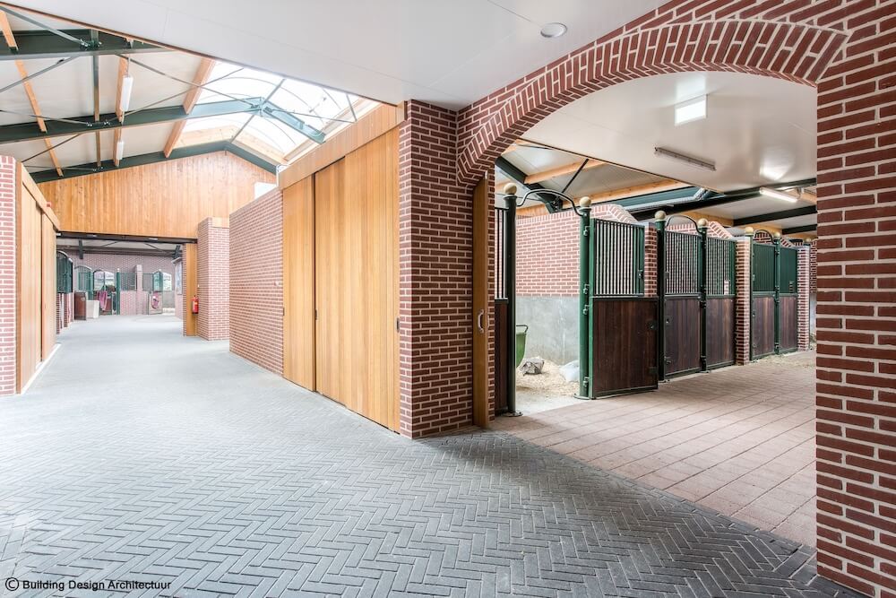 BWG Stables - stallen binnen